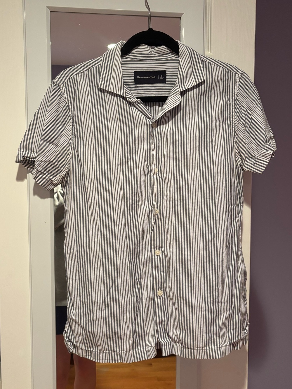 Abercrombie & Fitch Short-Sleeve Vertical Stripe Button-Down